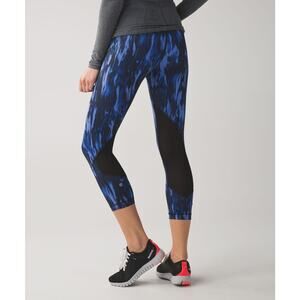 Lululemon Pace Rival Crop Full-On Luxtreme Size 2 Painted Animal Sprinkler Black